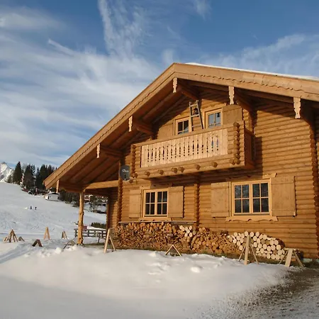 Log Schwalbennest - At The Hill Holiday home *